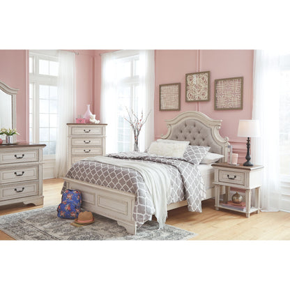 Realyn 3 Piece Full Bed - Chipped White