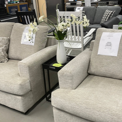 Dynasty love seat and chair