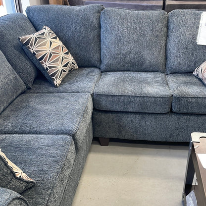 2pc sectional made in Canada