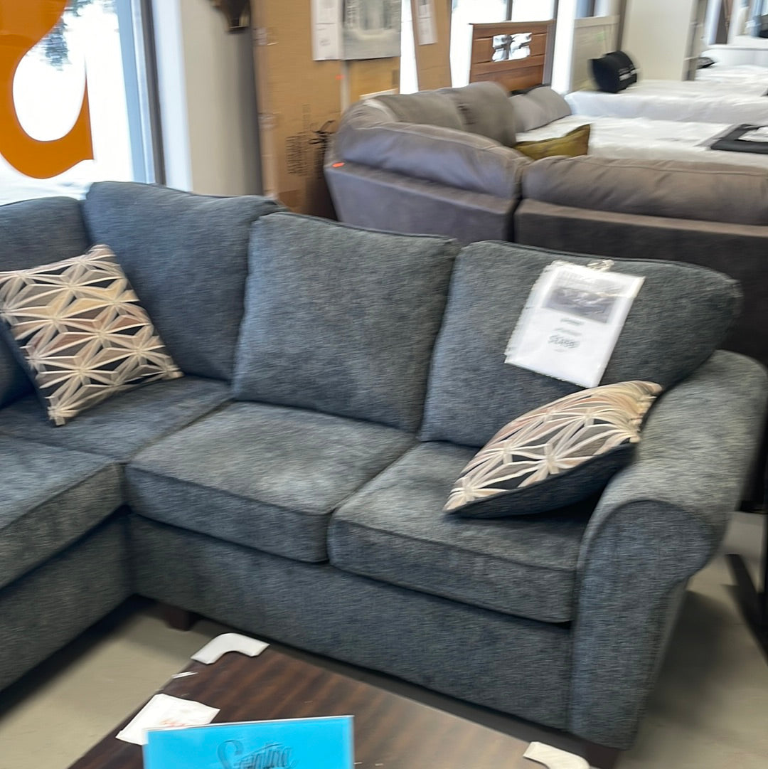 2pc sectional made in Canada